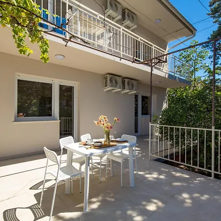 Seaview Garden Premium Apartments Kostrena Exterior photo