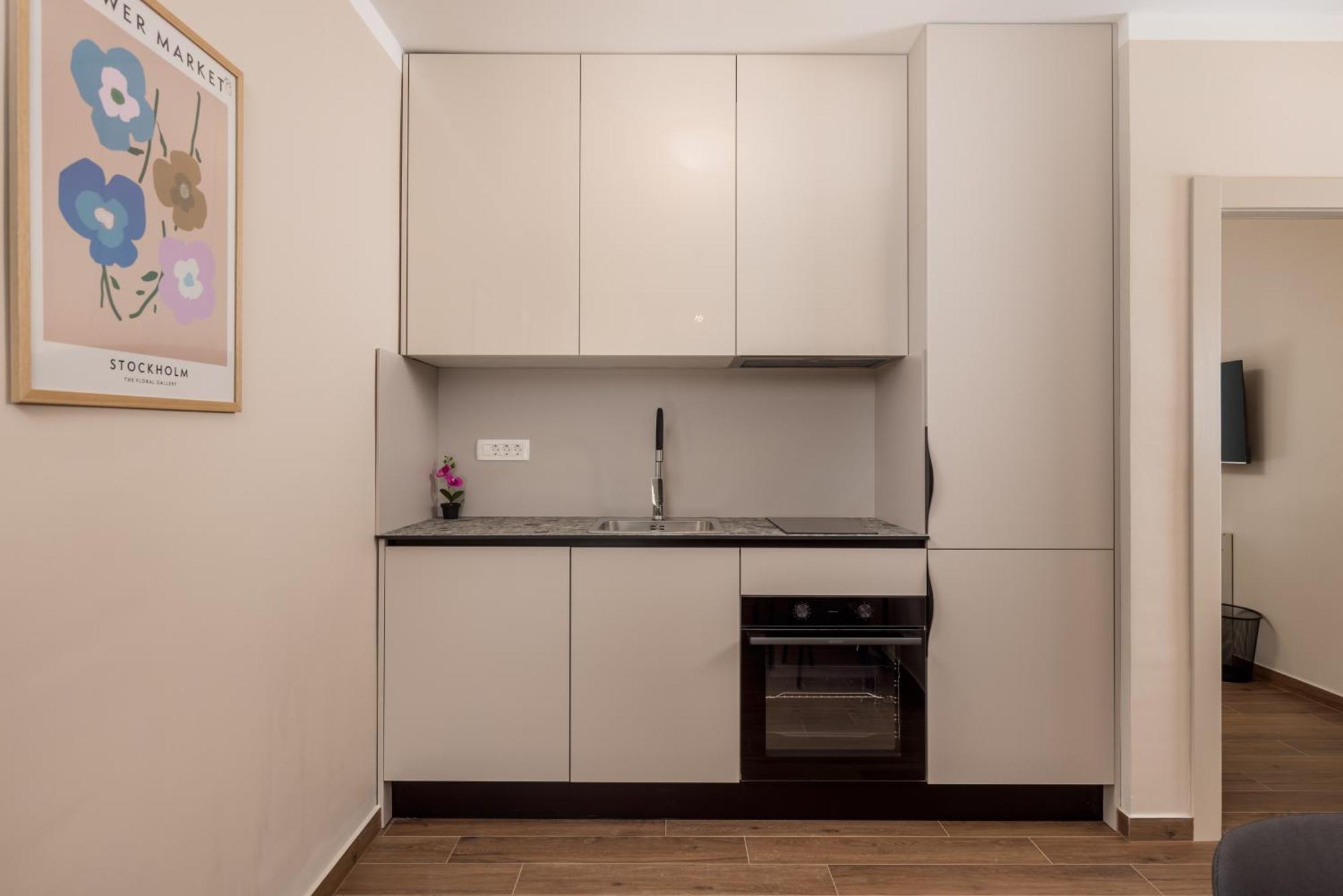 Apartment Seaview Garden Premium Kostrena