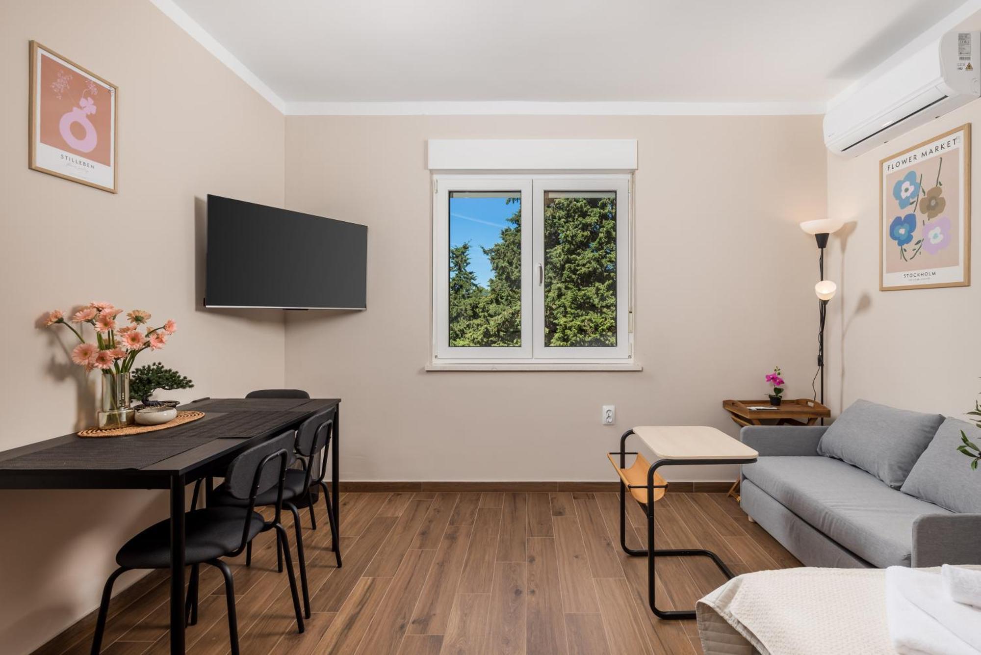 Seaview Garden Premium Apartment