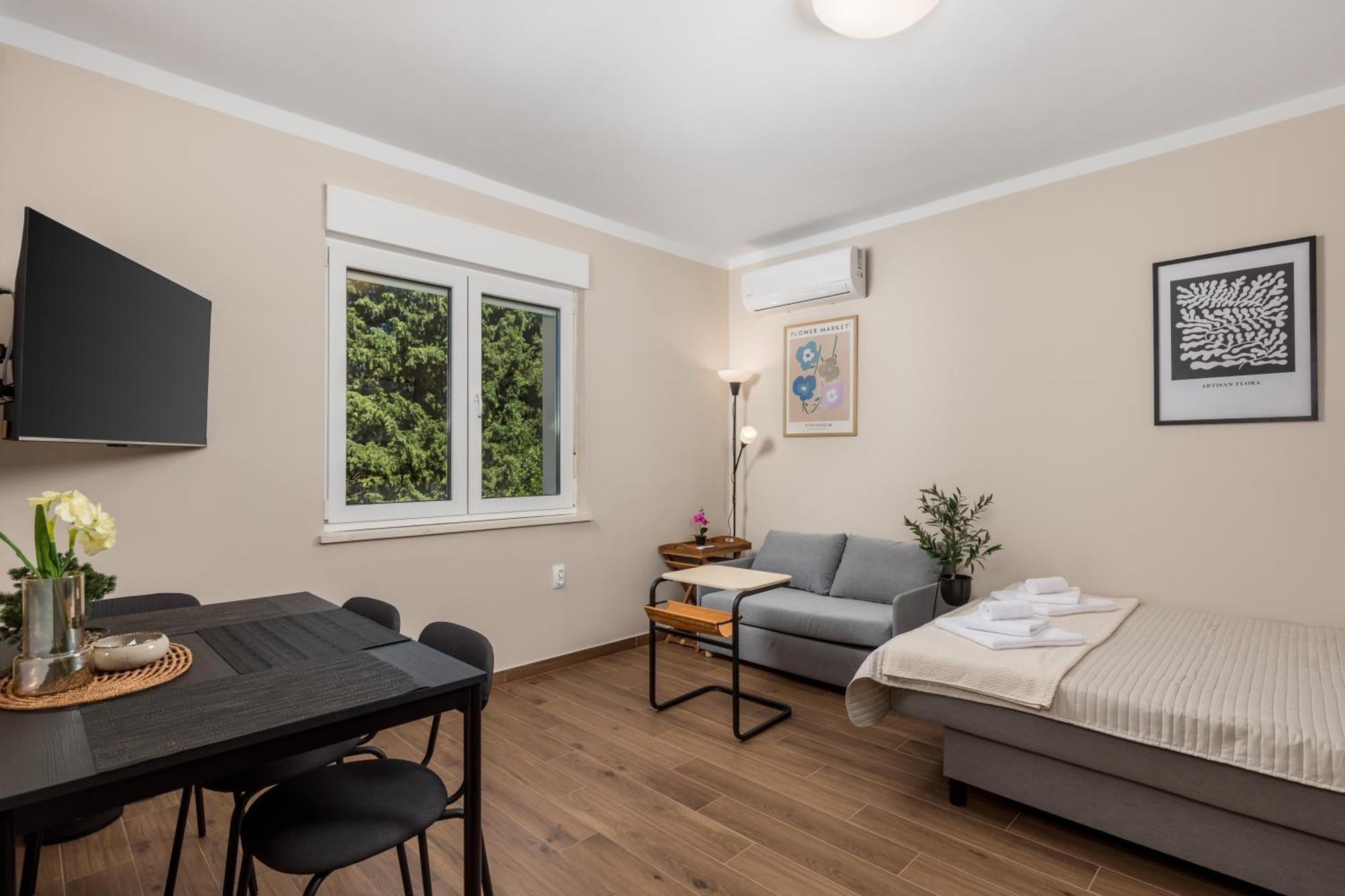 Seaview Garden Premium Apartment