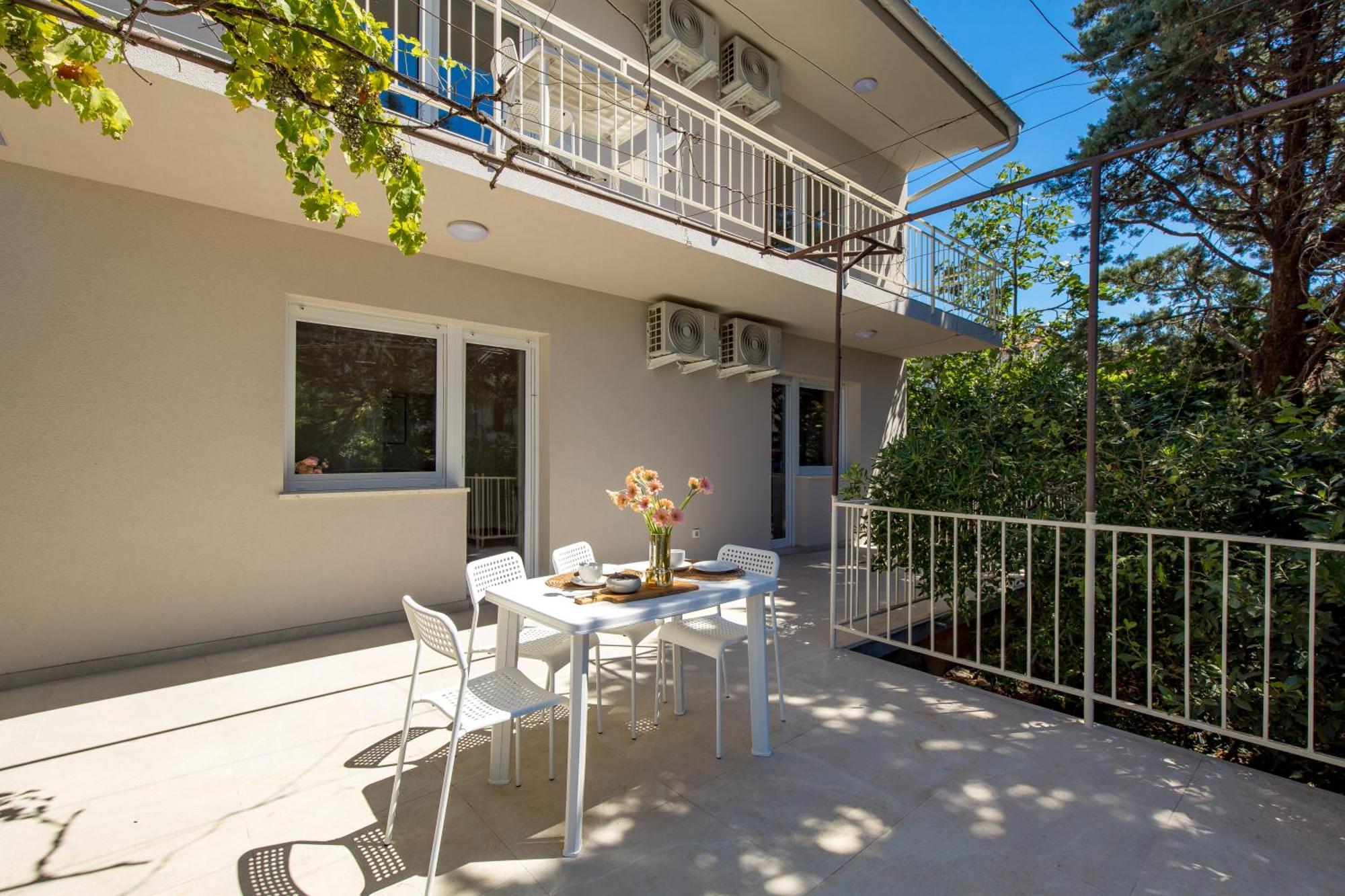 Seaview Garden Premium Apartment *
