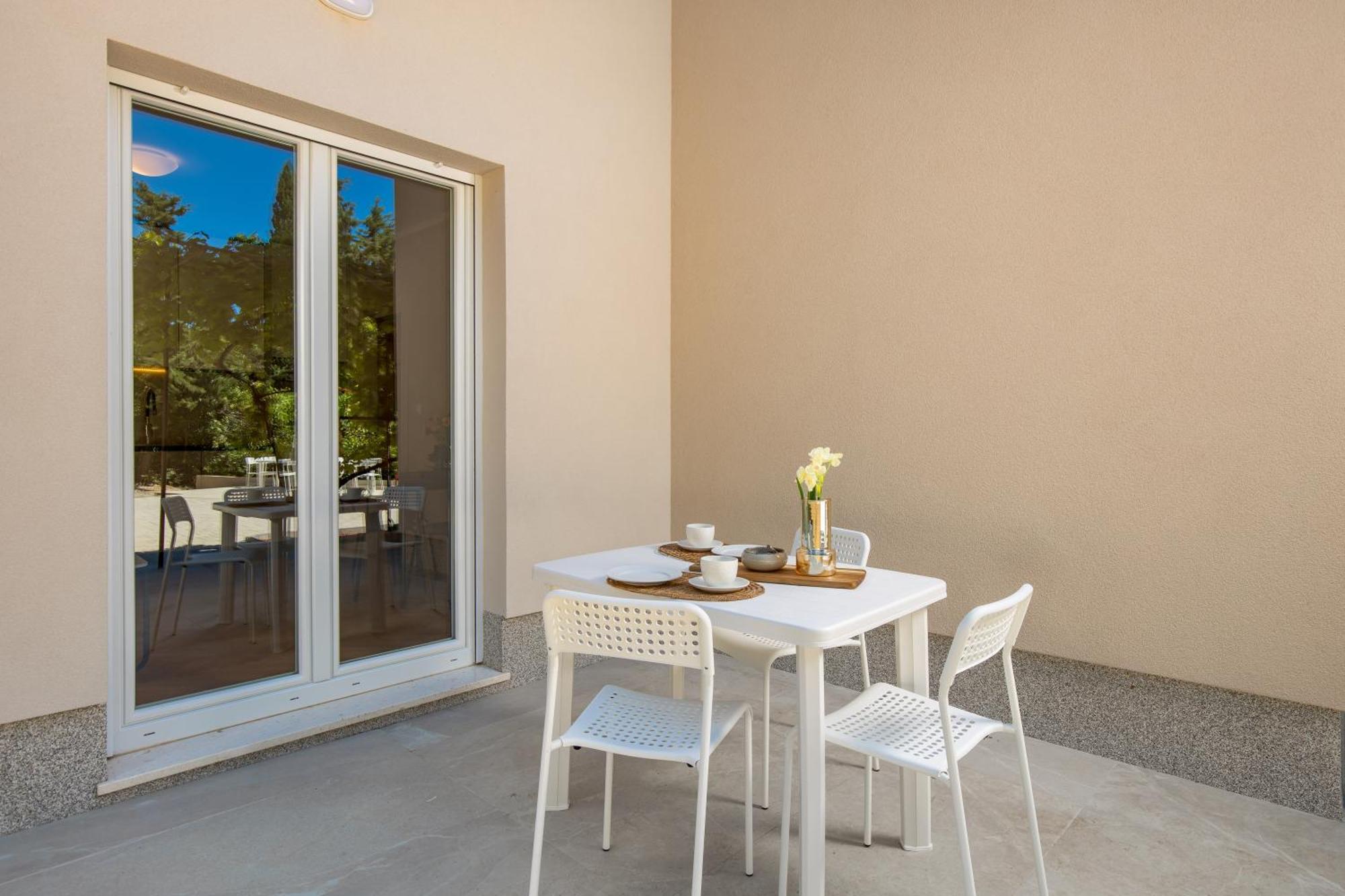 Apartment Seaview Garden Premium