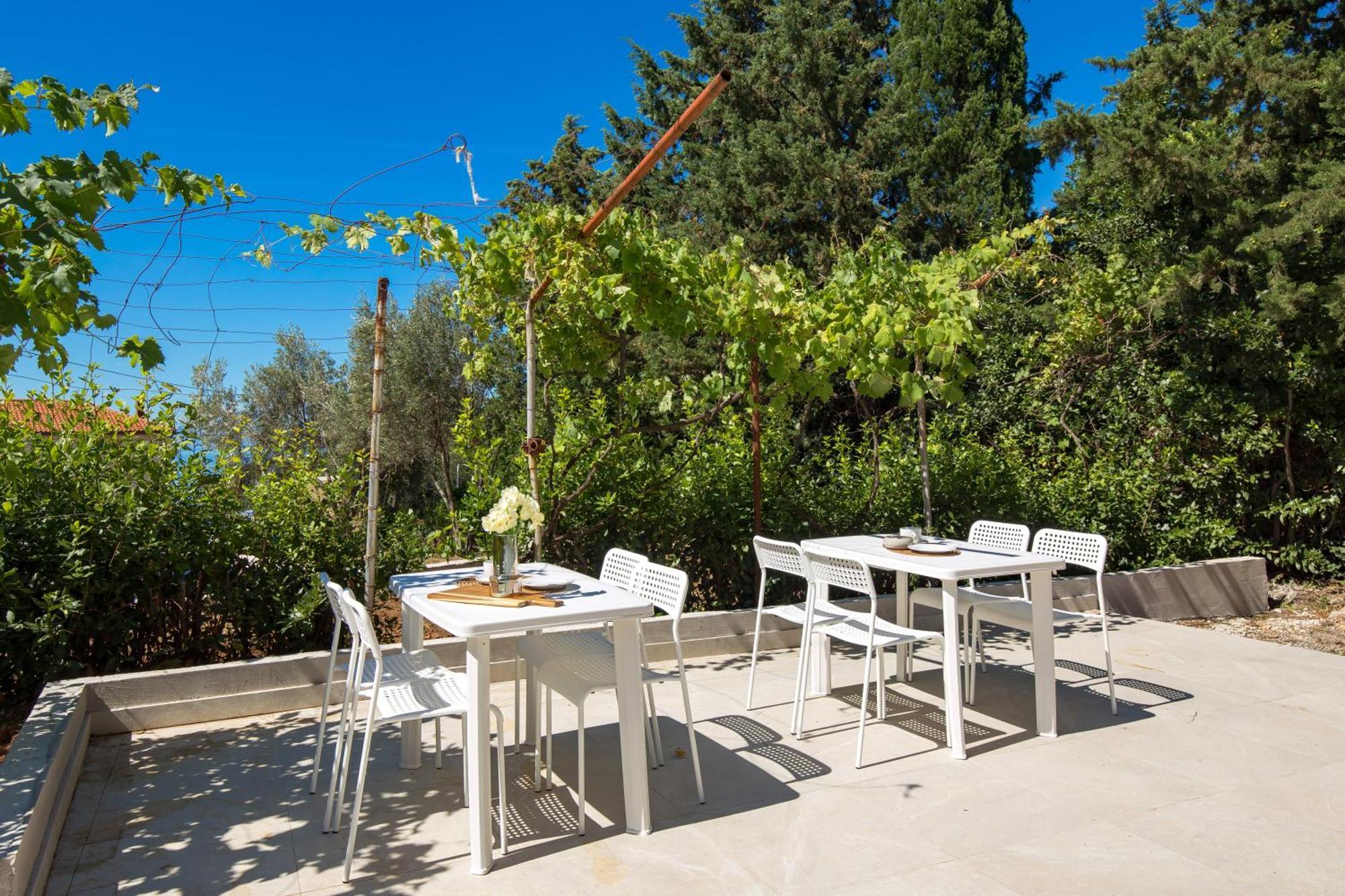 Seaview Garden Premium Kostrena