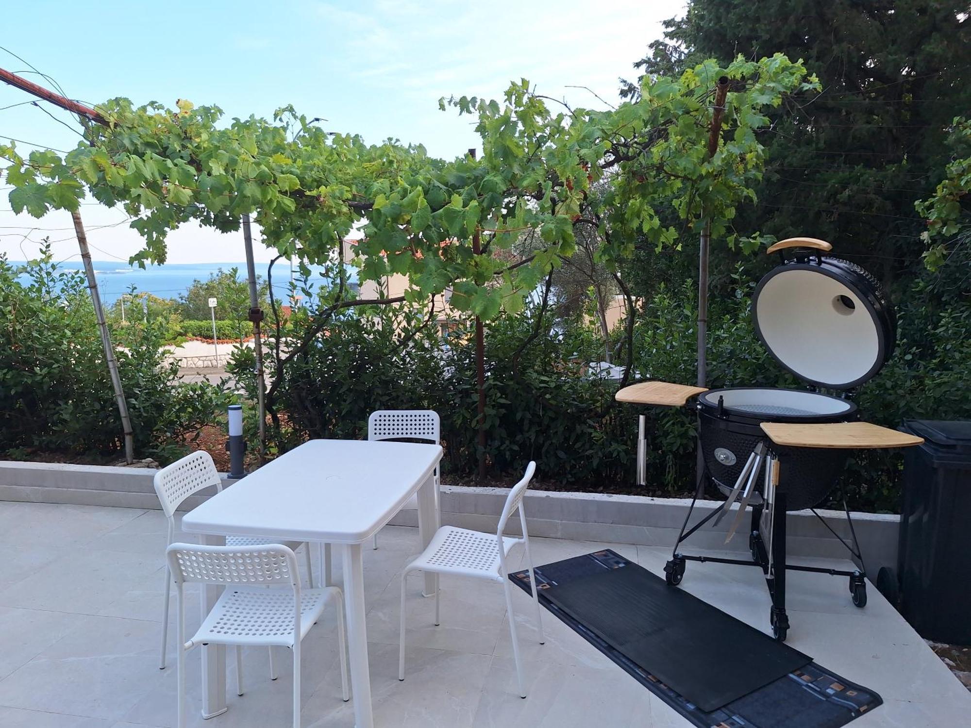 Seaview Garden Premium Apartment Kostrena